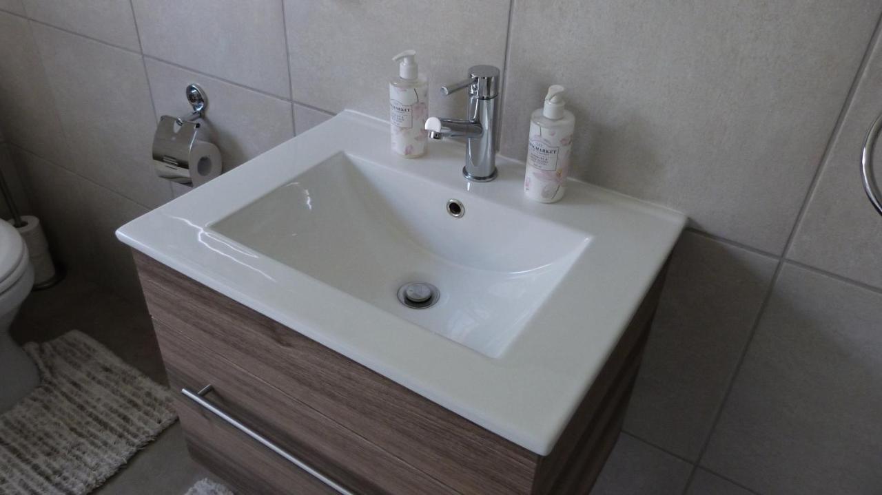 Settle Inn Self Catering Units Colchester Exteriér fotografie